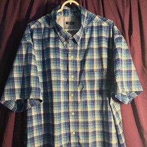 Men's 3XL short-sleeve button down shirt